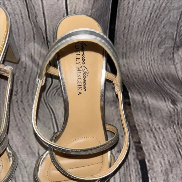 Badgley Mischa Women’s Heels Shoes Silver Metallic Strappy Open Toe Size 7 - Picture 3 of 6